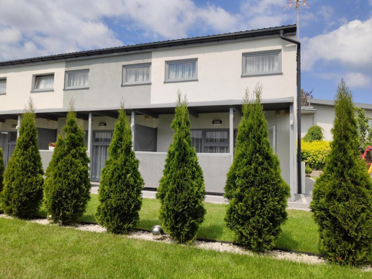 Aurora Ustka-Przewloka Aparthotel Екстериор снимка