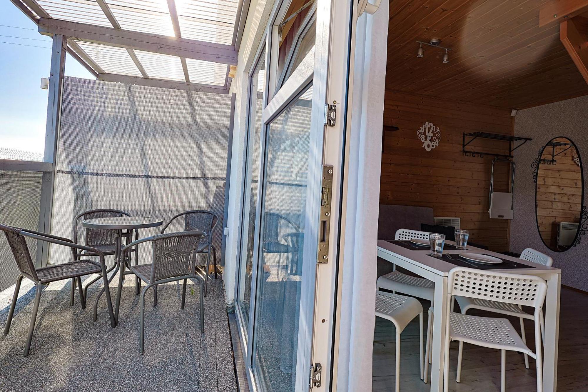 Aurora Ustka-Przewloka Aparthotel Екстериор снимка