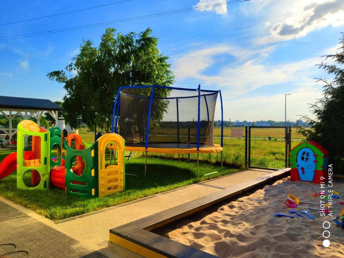Aurora Ustka-Przewloka Aparthotel Екстериор снимка